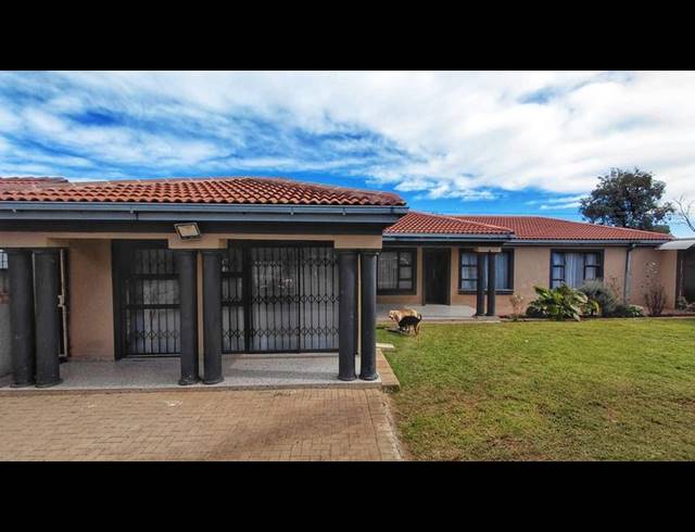 4 BEDROOM HOUSE FOR SALE IN FAUNA